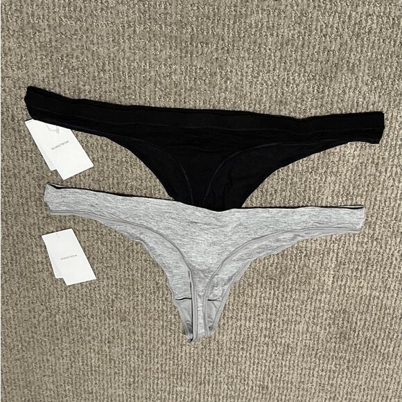 Nordstrom XXL pair of Thong Panties NWT - Picture 4 of 4